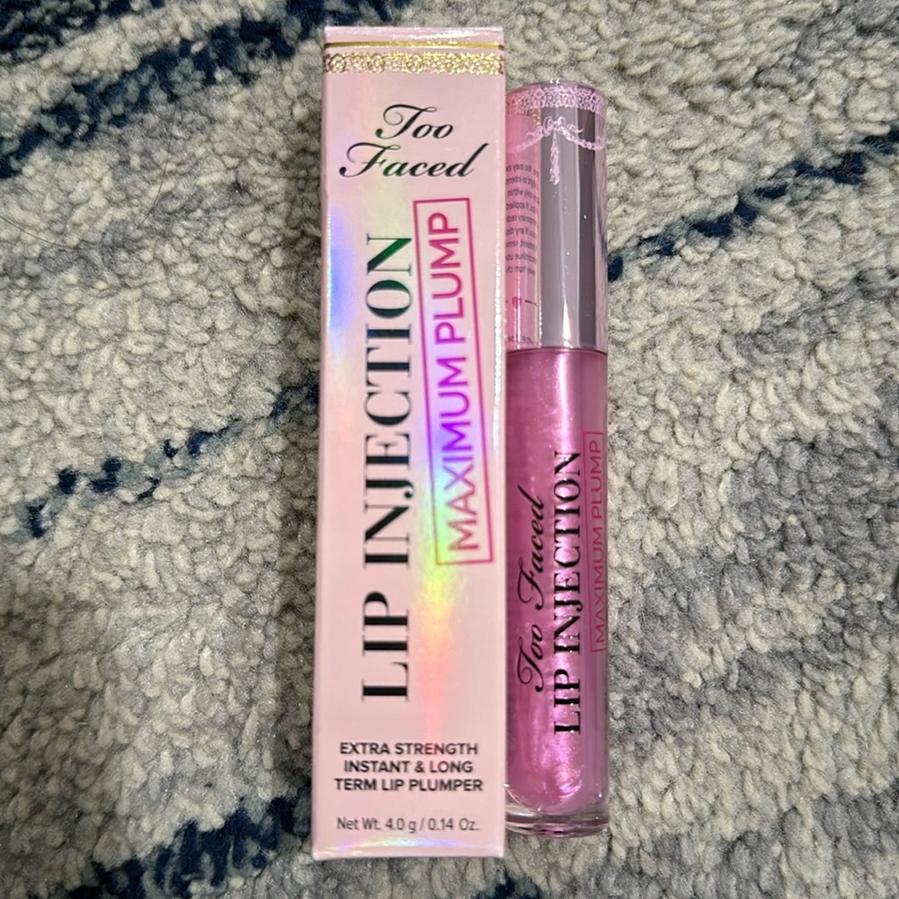 Too Faced Lip Injection Maximum Plump